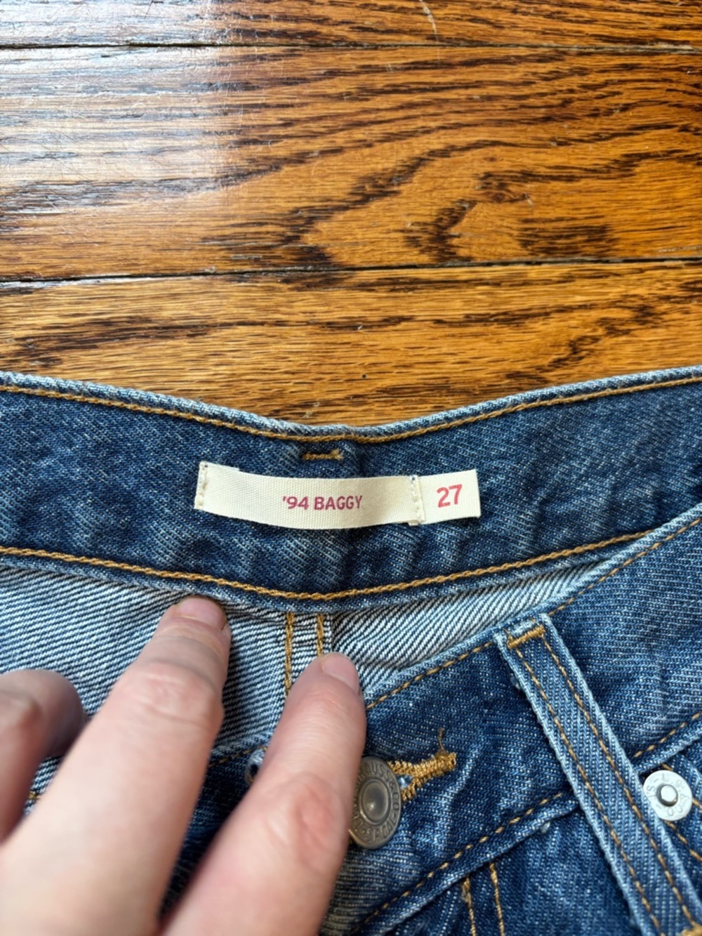 Levi's '94 Baggy Jeans - Picture 5 of 5